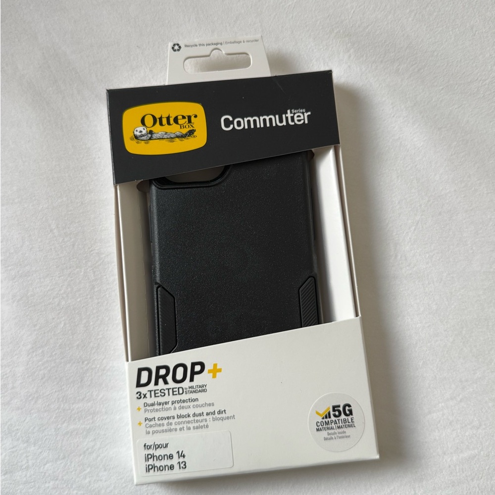 OtterBox White and Black Packaging for Phone Case